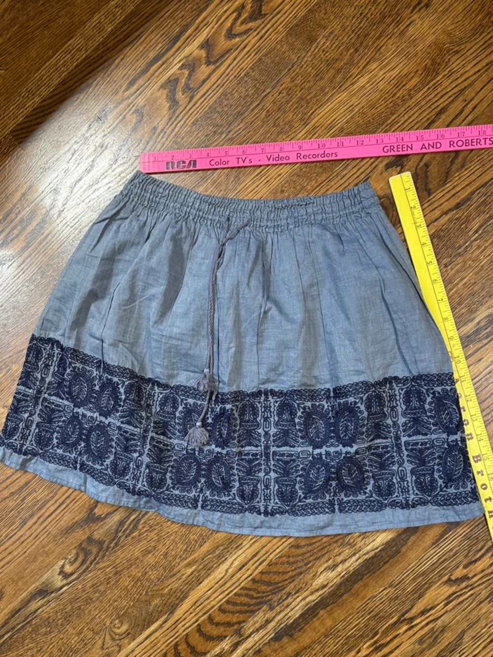 J.Crew short embroidered skirt size s